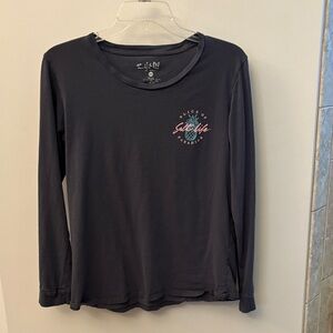 Women’s Medium Salt Life Charcoal Long Sleeve Shirt